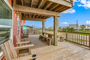 2815 Bluewater Hwy, Surfside Beach, TX 77541 - Photo 3