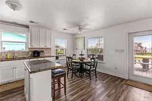 2815 Bluewater Hwy, Surfside Beach, TX 77541 - Photo 9