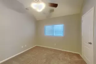 3631 Royal Royce Dr, Houston, TX 77042 - Photo 11
