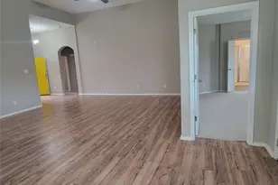 5426 Floral Valley Ln, Katy, TX 77449 - Photo 7