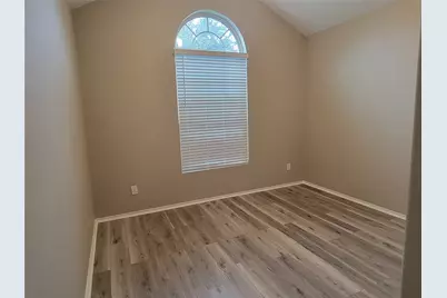 5426 Floral Valley Lane, Katy, TX 77449 - Photo 17