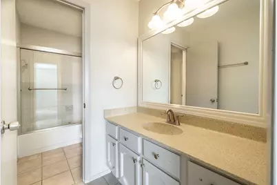 7847 Green Lawn Drive #7847, Houston, TX 77088 - Photo 15