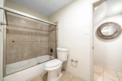 7847 Green Lawn Drive #7847, Houston, TX 77088 - Photo 19