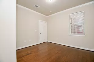 718 Roy St, Houston, TX 77007 - Photo 33