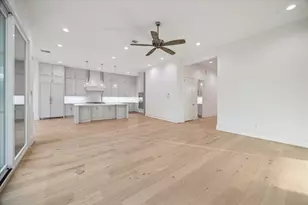 1119 Willard St, Houston, TX 77006 - Photo 9