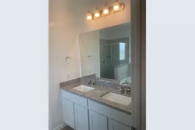 8111 Royal Palm Ct, Fulshear, TX 77441 - Photo 11