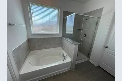 8111 Royal Palm Ct, Fulshear, TX 77441 - Photo 13