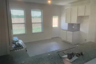 8111 Royal Palm Ct, Fulshear, TX 77441 - Photo 9