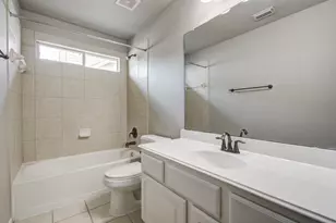 2512 Eagle Post Dr, Conroe, TX 77304 - Photo 15