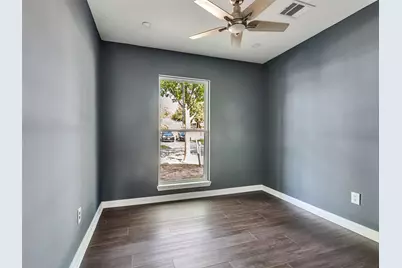 9814 Trumpet Street, Houston, TX 77078 - Photo 15
