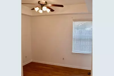 2302 Colorado Street #B, Houston, TX 77007 - Photo 11