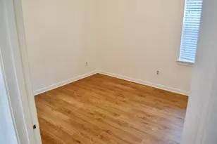 2302 Colorado St, Houston, TX 77007 - Photo 9