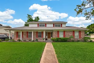9235 Sharpview Dr, Houston, TX 77036 - Photo 1