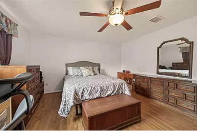 9235 Sharpview Drive, Houston, TX 77036 - Photo 29