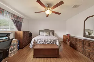 9235 Sharpview Dr, Houston, TX 77036 - Photo 29