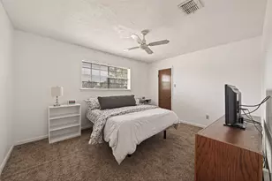 9235 Sharpview Dr, Houston, TX 77036 - Photo 25