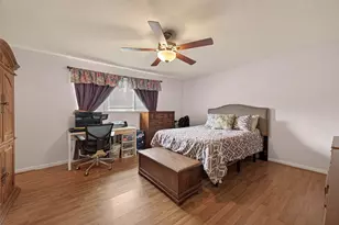 9235 Sharpview Dr, Houston, TX 77036 - Photo 31