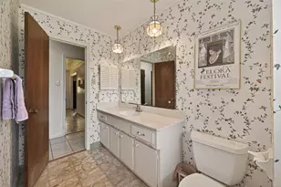 9235 Sharpview Dr, Houston, TX 77036 - Photo 31