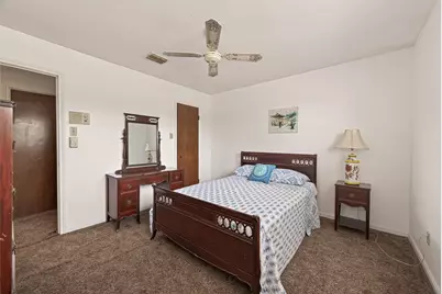 9235 Sharpview Drive, Houston, TX 77036 - Photo 25