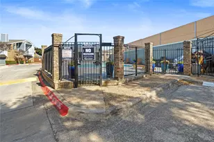 17490 Meandering Way, Dallas, TX 75252 - Photo 25