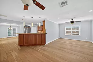 1609 Cheshire Ln, Houston, TX 77018 - Photo 9