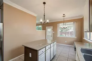 4731 Silverlake Dr, Sugar Land, TX 77479 - Photo 15