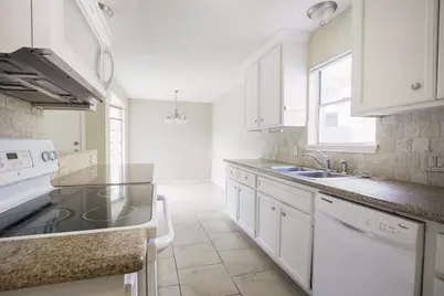 6019 Spellman Road, Houston, TX 77096 - Photo 11