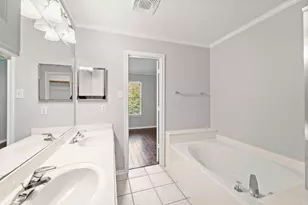 26 Musgrove Pl, The Woodlands, TX 77382 - Photo 29