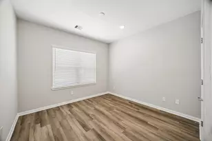 208 Clark Meadows Ln, Houston, TX 77076 - Photo 13