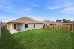 14335 Rain Dr, New Caney, TX 77357 - Photo 7