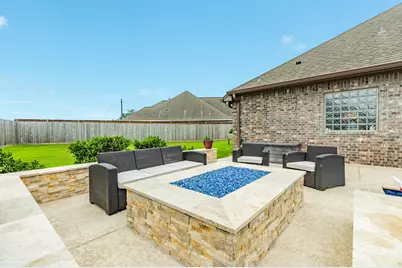64 Poppy Court, Lake Jackson, TX 77566 - Photo 13