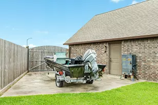 64 Poppy Ct, Lake Jackson, TX 77566 - Photo 23