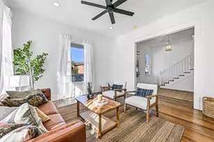 2010 Rosenberg St, Galveston, TX 77550 - Photo 9