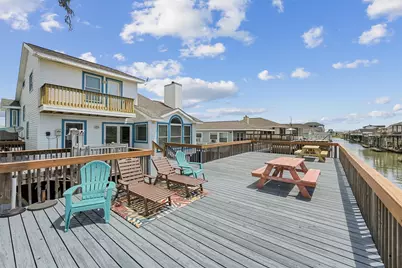 313 Schooner Drive, Freeport, TX 77541 - Photo 3