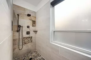11411 Creekwood Hills Ln, Houston, TX 77070 - Photo 21
