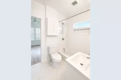 3824 Woodleigh Street, Houston, TX 77023 - Photo 5