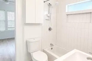 3824 Woodleigh St, Houston, TX 77023 - Photo 5