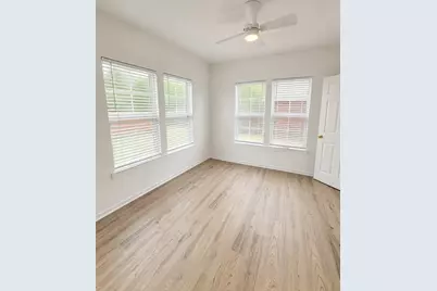 3824 Woodleigh Street, Houston, TX 77023 - Photo 7