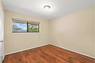 2823 Rockarbor Dr, Houston, TX 77063 - Photo 19