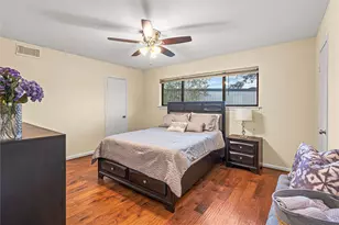 2823 Rockarbor Dr, Houston, TX 77063 - Photo 23