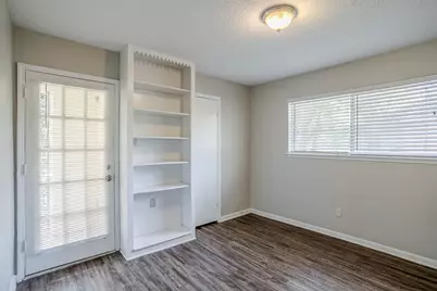 10610 Dunbrook Drive, Houston, TX 77070 - Photo 33