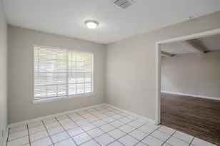 10610 Dunbrook Dr, Houston, TX 77070 - Photo 23