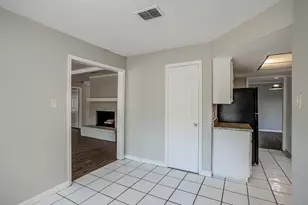 10610 Dunbrook Dr, Houston, TX 77070 - Photo 25