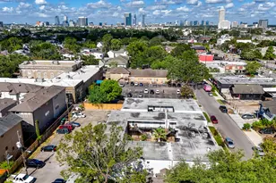 1419 Hawthorne, Houston, TX 77006 - Photo 15