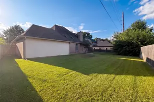 9118 Tepee Trail, Houston, TX 77064 - Photo 25