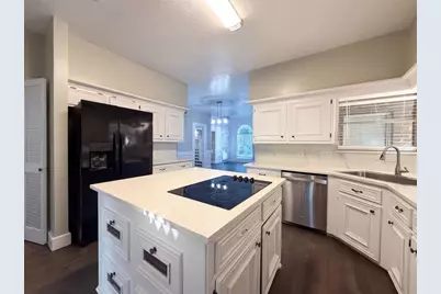 9118 Tepee Trail, Houston, TX 77064 - Photo 5