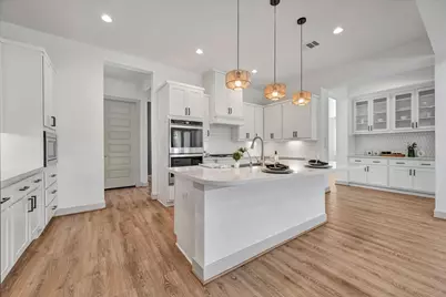 98 Dorado Drive, Friendswood, TX 77546 - Photo 15