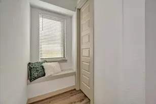 98 Dorado Dr, Friendswood, TX 77546 - Photo 11