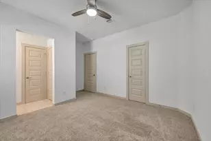 98 Dorado Dr, Friendswood, TX 77546 - Photo 37