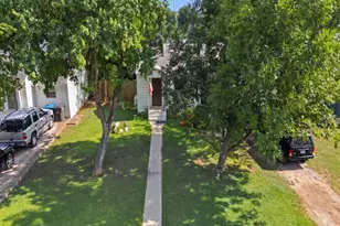 858 Lee Hall, San Antonio, TX 78212 - Photo 3